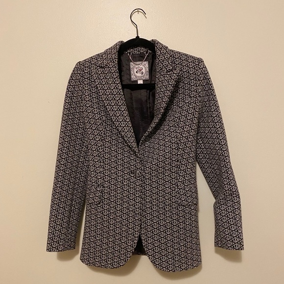 SOLD RARE $550 Tommy Hilfiger x Zendaya Suit 2 - Picture 2 of 5